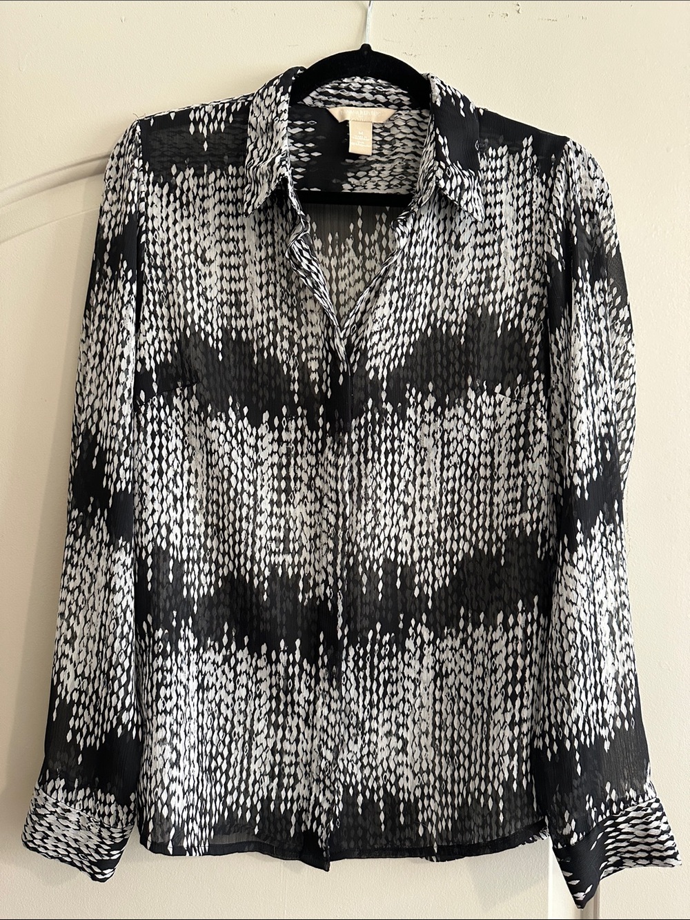 Banana Republic Black and White Printed Button-Down Blouse